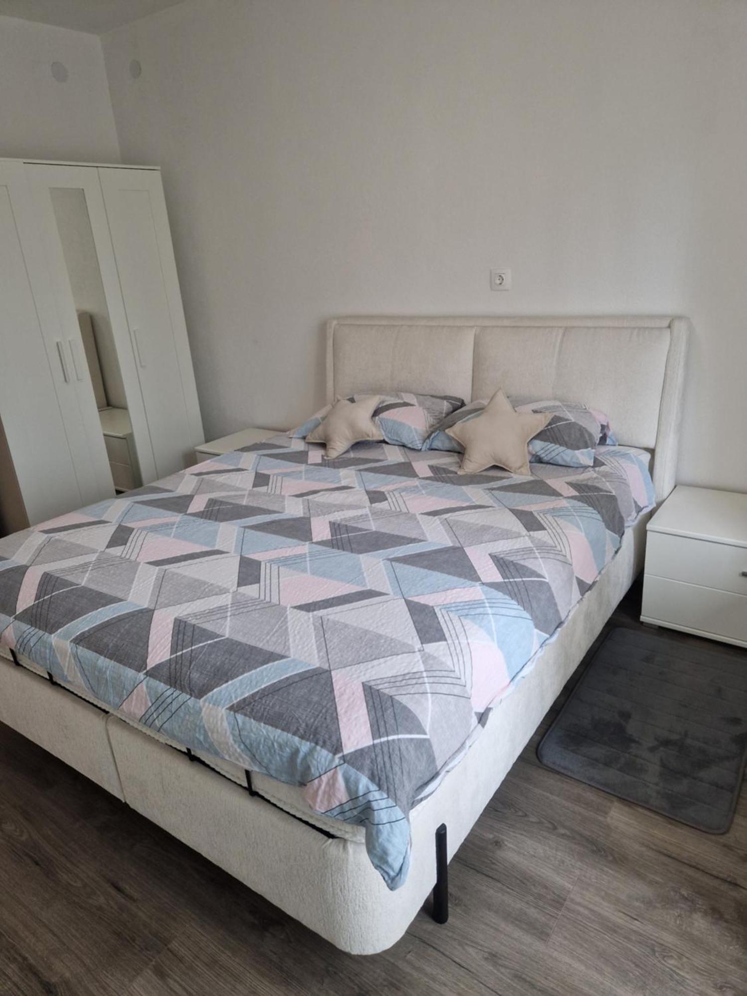 Apartma-Sobe Lejla Vipava Εξωτερικό φωτογραφία